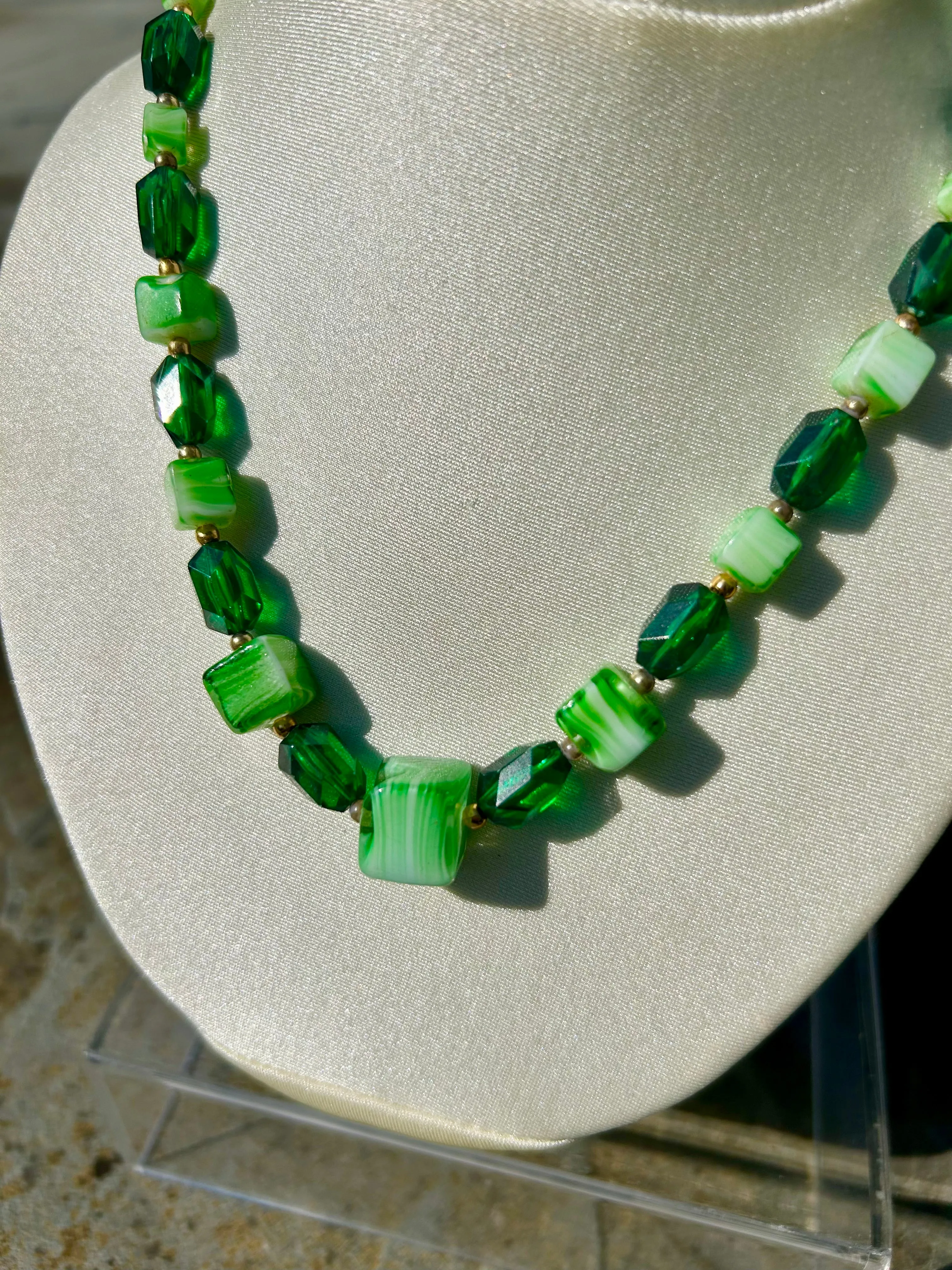 1930s Green Glass Necklace