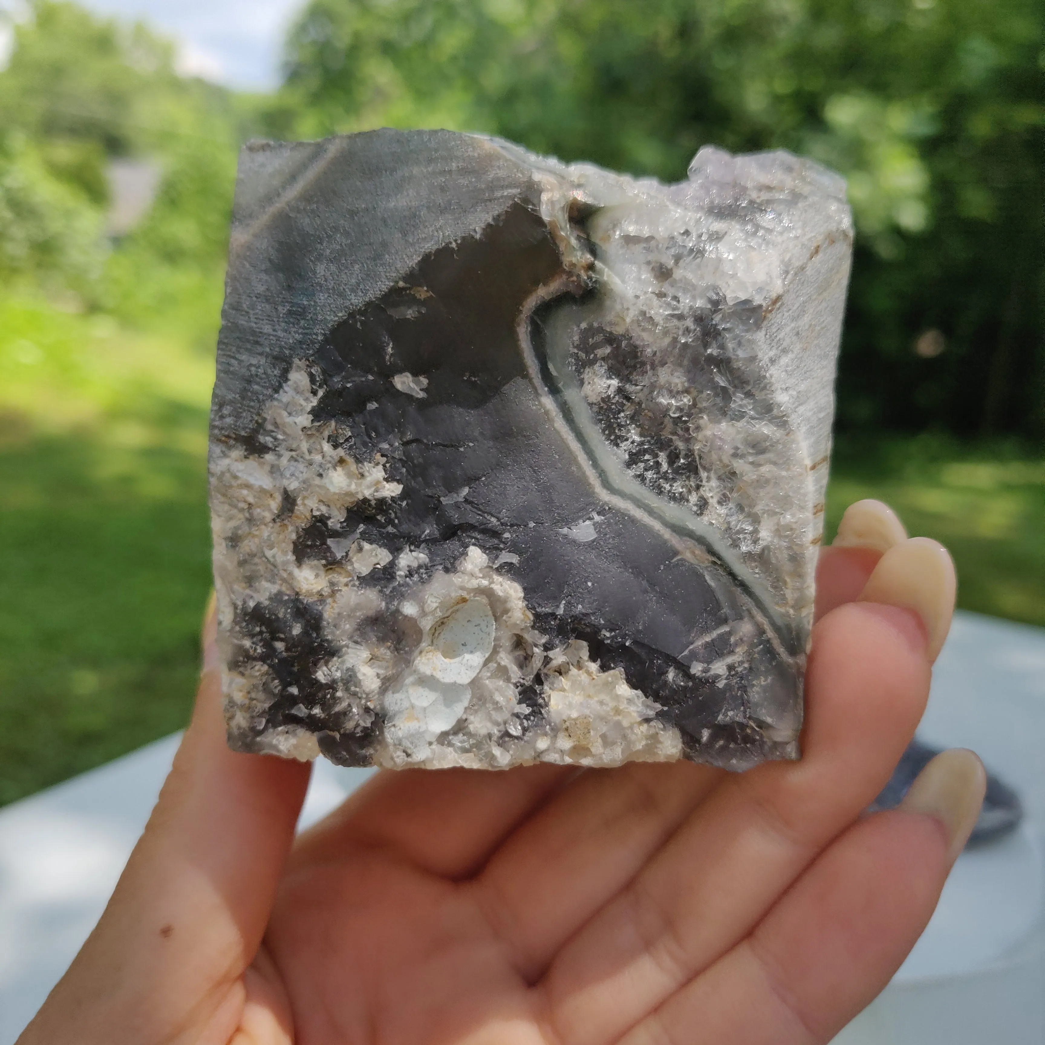 Amethyst Geode Free Form, Cut Base (#8)