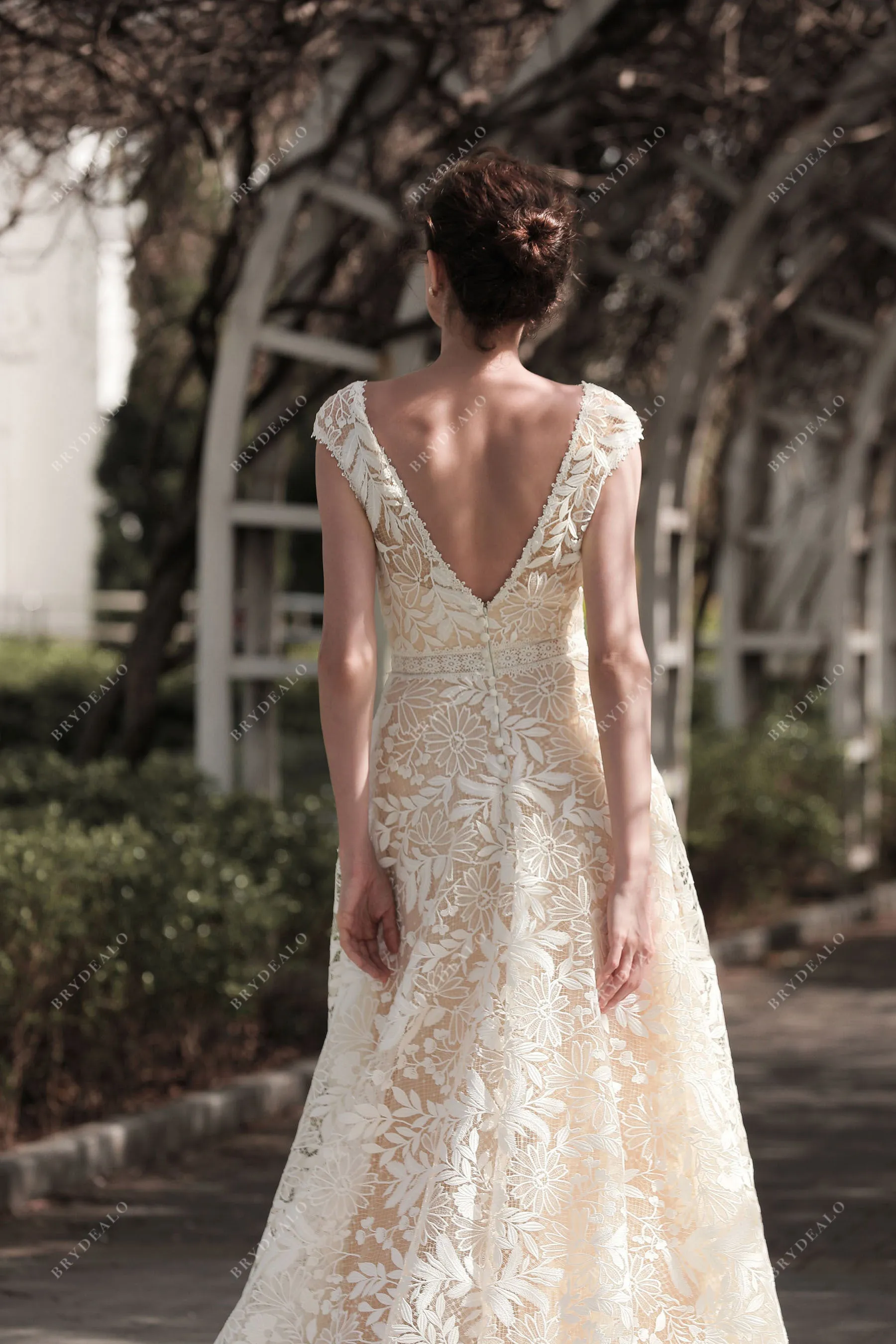 Cap Sleeve A-line Wedding Dress with Venise Lace