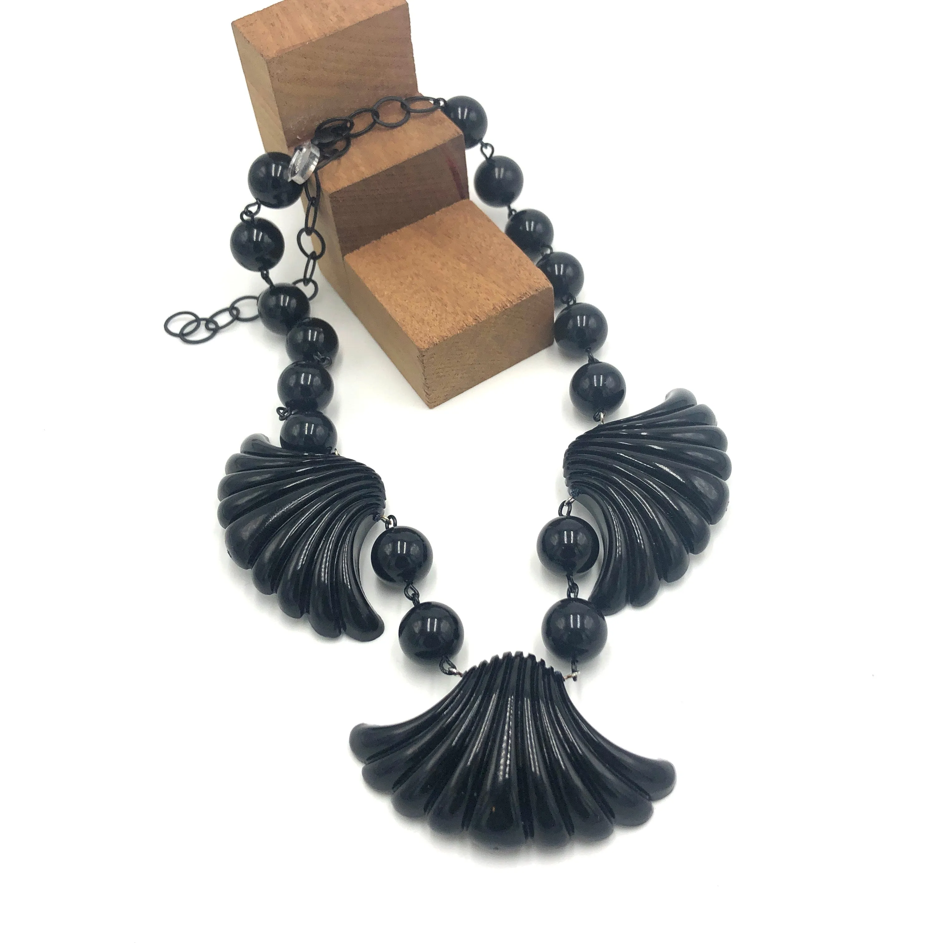 Jet Scalloped Shell Amelia Necklace