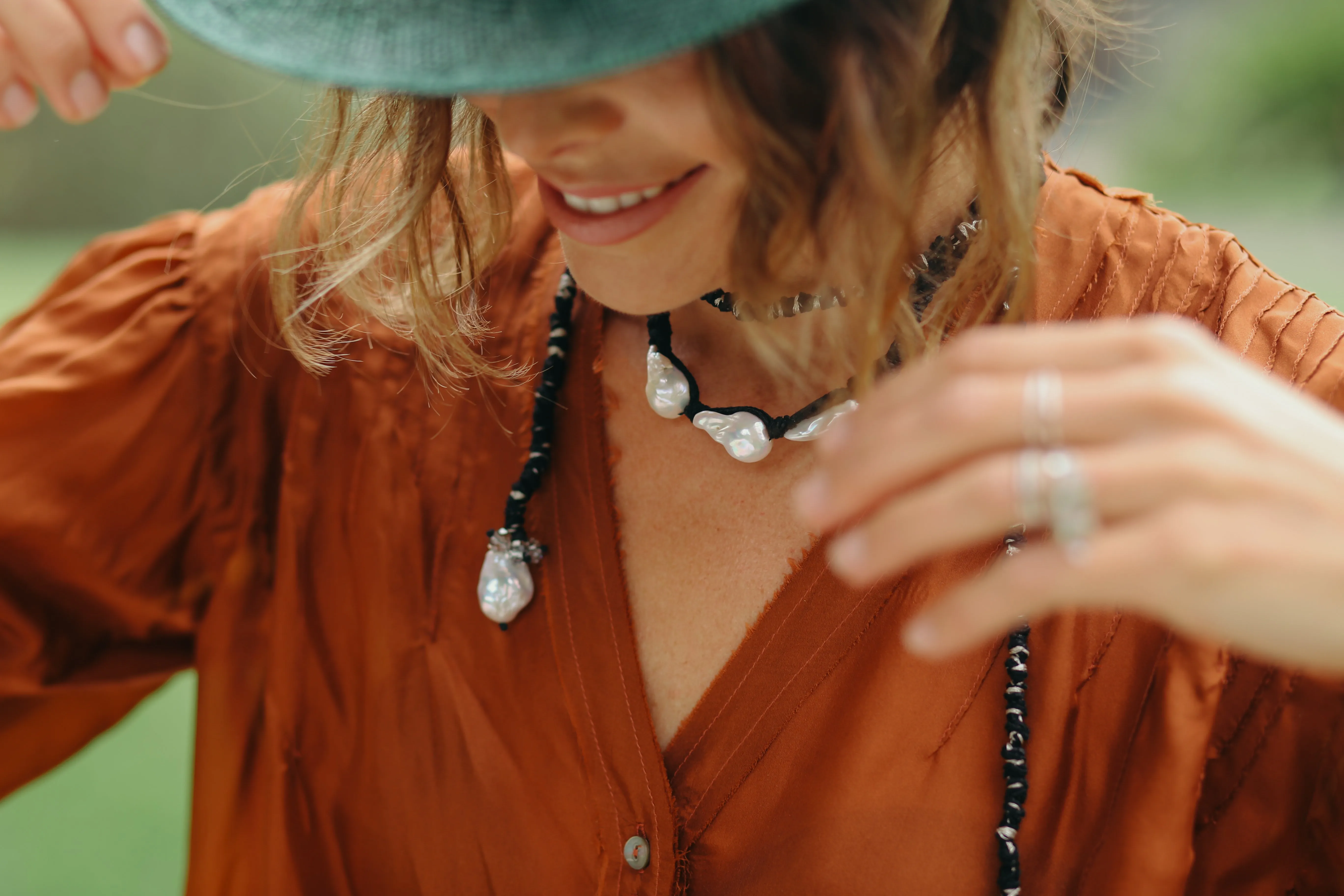 Silk Drop Pearl Lariat Necklace With Quartz