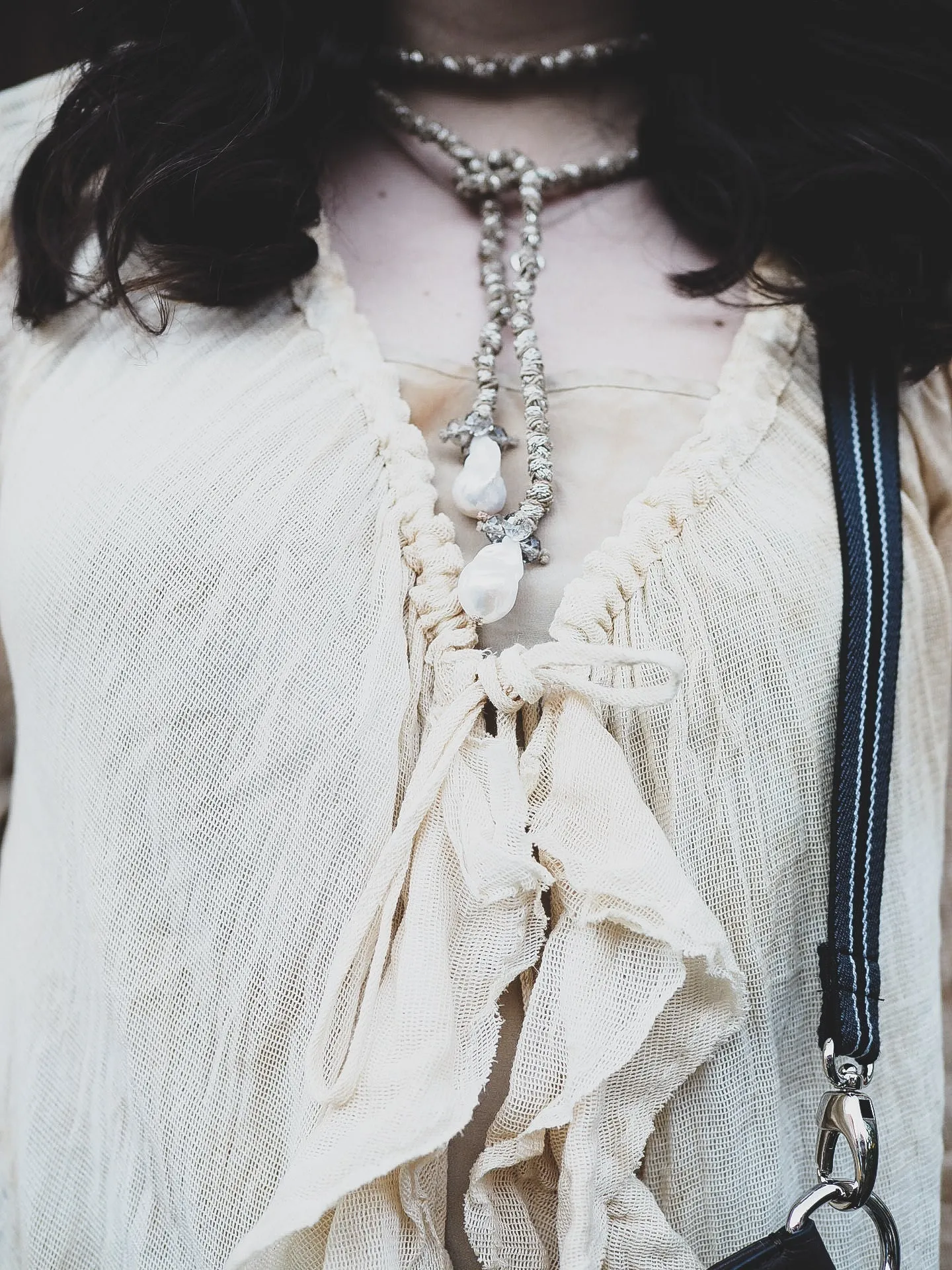 Silk Drop Pearl Lariat Necklace With Quartz