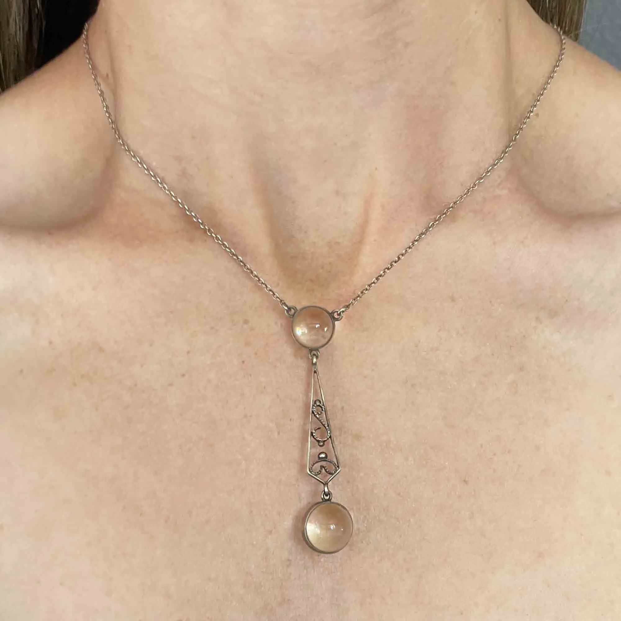 Vintage Silver Art Deco Pools of Light Necklace