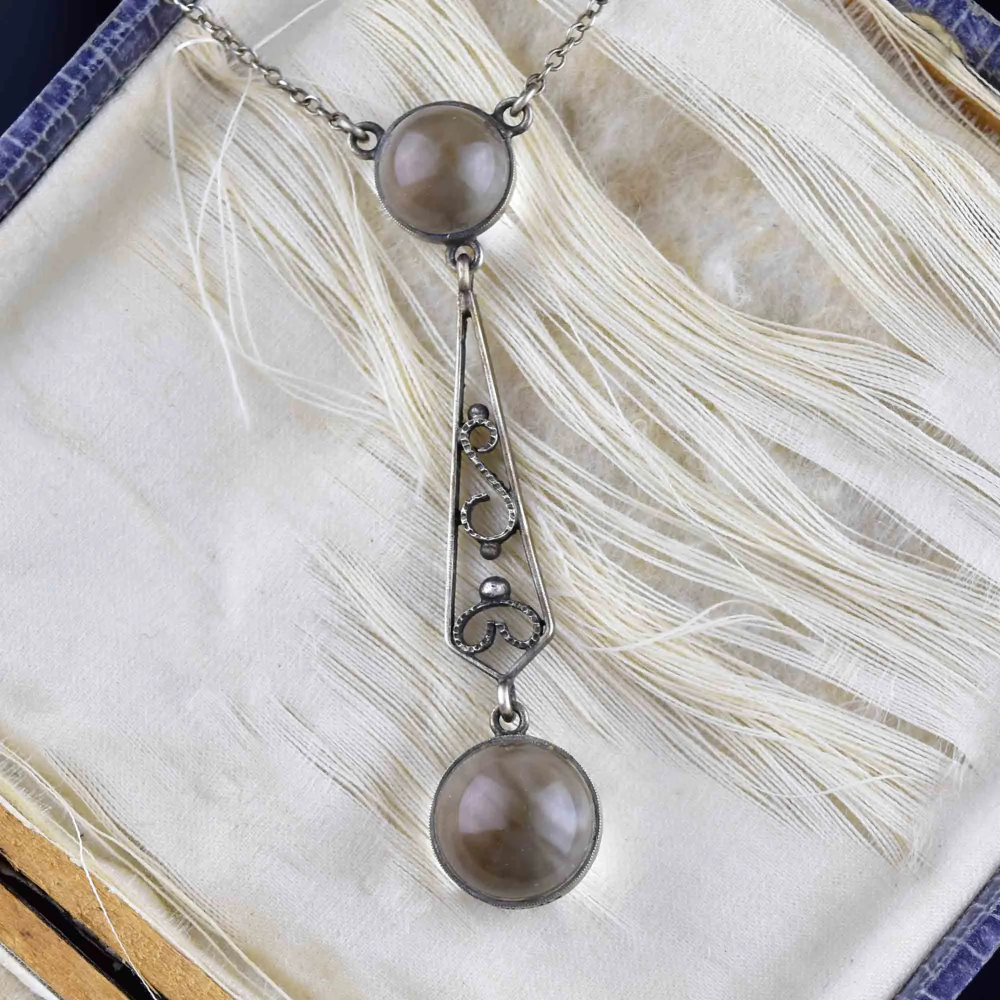 Vintage Silver Art Deco Pools of Light Necklace